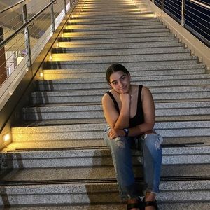 Meet your Posher, Hanna